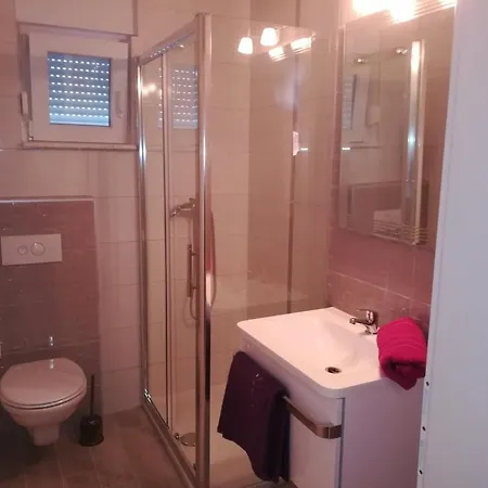 Appartement In Rogoznica With Seaview, Balcony, Air Condition, Wifi Rogoznica (Sibenik-Knin)